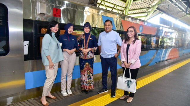 KAI Services Gandeng King Power Traveler untuk Hadirkan Pengalaman Belanja di Perjalanan Kereta