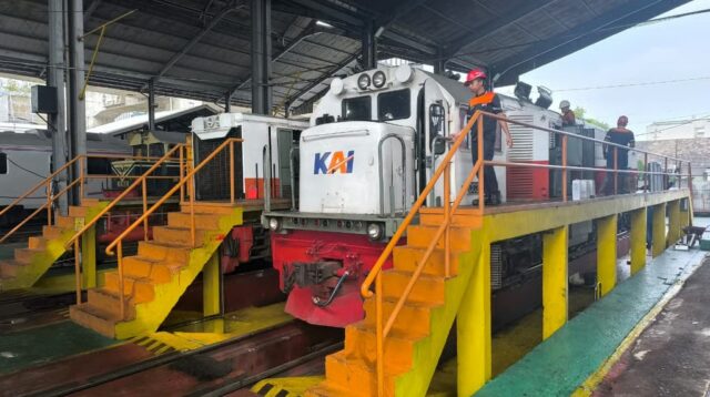 Pastikan Mudik Aman, KAI Divre I Sumut Siagakan 31 Lokomotif dan 73 Kereta Laik Operasi