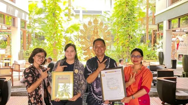 Perkuat Daya Saing Pariwisata, SUCOFINDO Sertifikasi Hotel Mercure Kuta