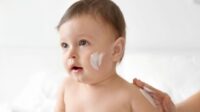 5 Kandungan Penting dalam Skincare Bayi yang Wajib Diperhatikan Orang Tua
