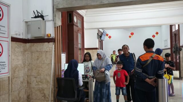 Antusiasme Mudik Mulai Meningkat, KAI Daop 9 Jember Catat Puluhan Ribu Tiket Terjual dan Hadirkan Fitur Connecting Train