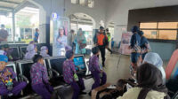 Tanamkan Budaya Keselamatan Sejak Dini, KAI Daop 4 Semarang Gelar Edukasi Perkeretaapian di Stasiun Pemalang
