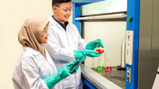 Anggaran Riset Rp12 Triliun Dukung Hilirisasi dan Swasembada Energi, Kemendiktisaintek Kerja Sama dengan MIND ID