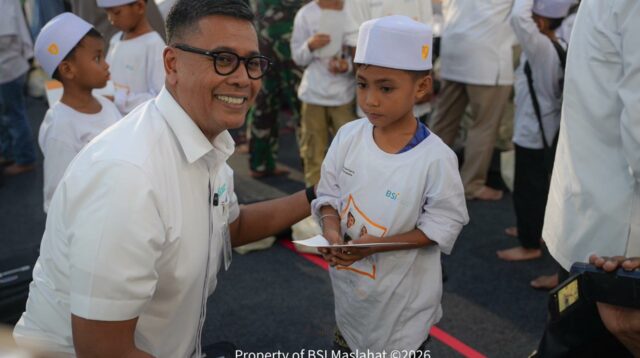 BSI bersama BSI Maslahat Berbagi Kebahagiaan dengan 5.000 Anak  Yatim di Seluruh Indonesia