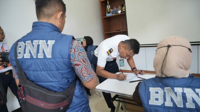 KAI Daop 2 Bandung Pastikan Petugas Angkutan Lebaran 2026 Bebas Narkoba