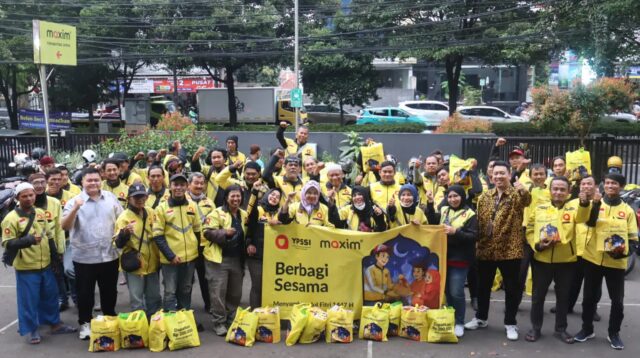 Rayakan Semangat Berbagi di Bulan Suci Ramadan, Maxim Jakarta Salurkan Santunan Anak Yatim dan Paket Sembako untuk Mitra Pengemudi