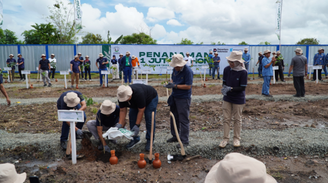 PT Krakatau Tirta Industri Tegaskan Komitmen ESG melalui Program Satu Juta Pohon