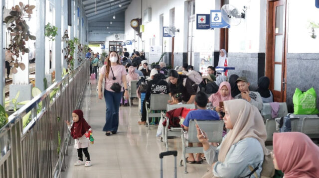 Stasiun Tasikmalaya Jadi Stasiun Tersibuk Ketiga Setelah Bandung dan Kiaracondong pada 5 Hari Angkutan Lebaran 2026