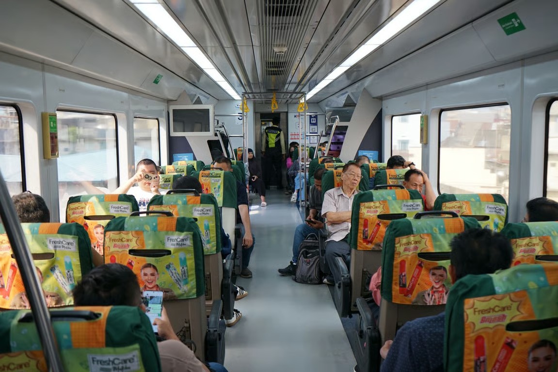 KAI Bandara Catat Mencapai 250 Ribu Penumpang KA Srilelawangsa Selama Masa Angkutan Lebaran 2026 KAI Bandara Catat Mencapai 250 Ribu Penumpang KA Srilelawangsa Selama Masa Angkutan Lebaran 2026