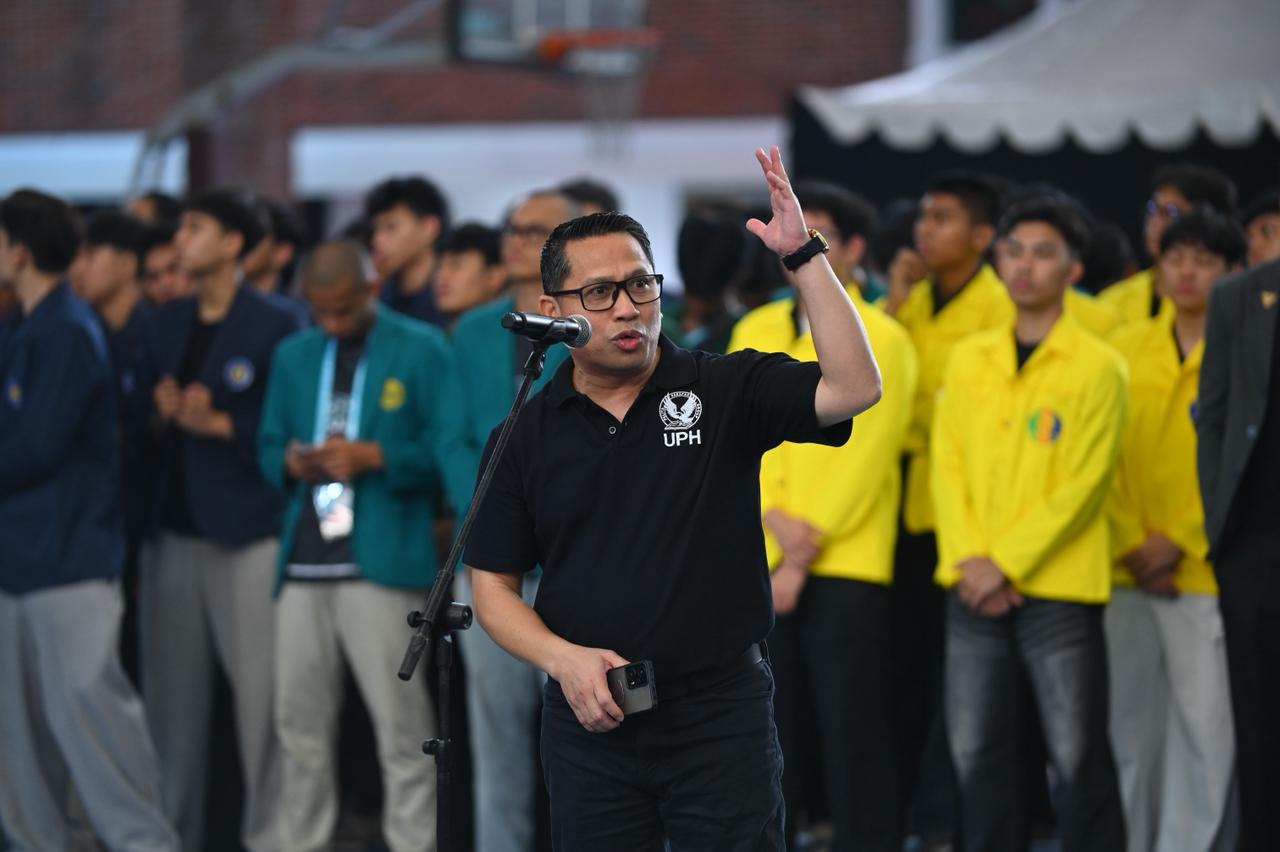 Sambut 16 Perguruan Tinggi: Campus League Basketball Regional Jakarta Resmi Bergulir di UPH! Sambut 16 Perguruan Tinggi: Campus League Basketball Regional Jakarta Resmi Bergulir di UPH!