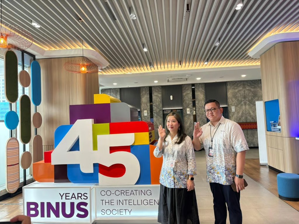 BINUS @Medan Tunjukkan Peran Kampus Global Digitalpreneur di Momentum 45 Tahun BINUS BINUS @Medan Tunjukkan Peran Kampus Global Digitalpreneur di Momentum 45 Tahun BINUS