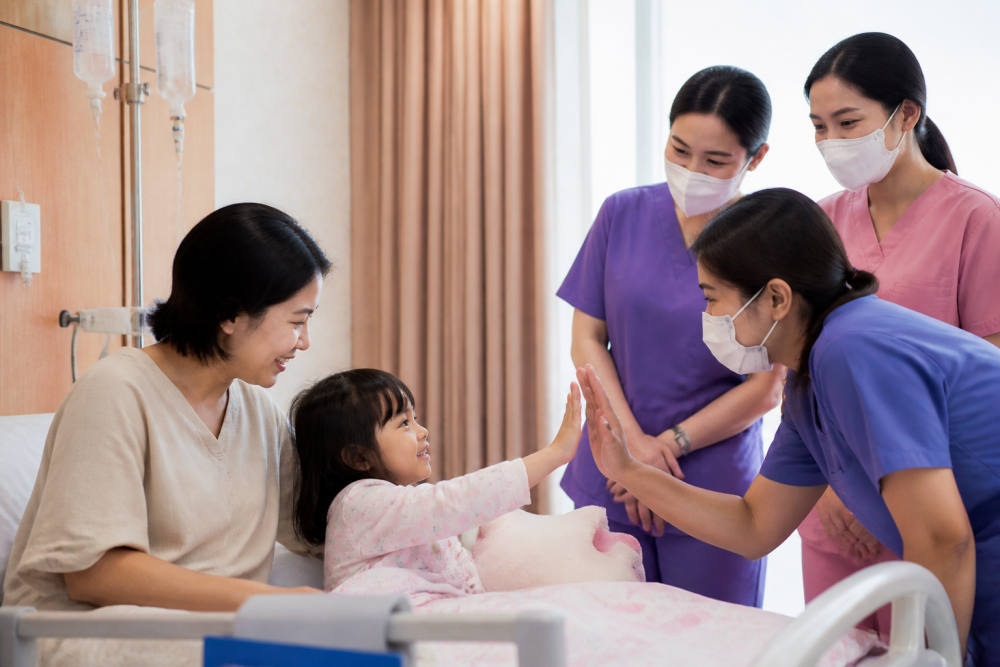 Siloam TB Simatupang Luncurkan Layanan Terpadu Ibu dan Anak