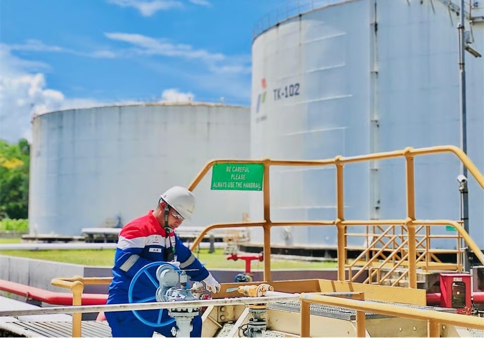 Dukung Pertamina Implementasi B50 Nasional, Elnusa Petrofin Gelar Go Live Penyaluran Perdana Biosolar Industri B50 dari Fuel Terminal IBT Pulau Laut Dukung Pertamina Implementasi B50 Nasional, Elnusa Petrofin Gelar Go Live Penyaluran Perdana Biosolar Industri B50 dari Fuel Terminal IBT Pulau Laut