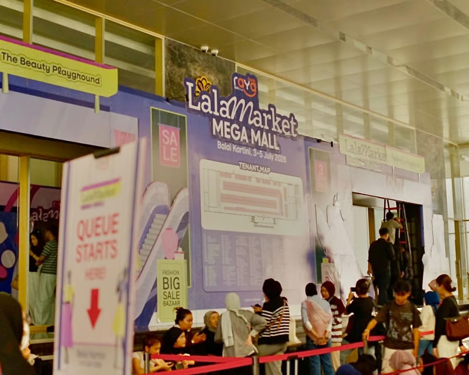 Bank Raya Hadir di Lala Market Vol.11, Dorong Pengalaman Transaksi Digital Praktis untuk Ribuan Fashion Enthusiasts Bank Raya Hadir di Lala Market Vol.11, Dorong Pengalaman Transaksi Digital Praktis untuk Ribuan Fashion Enthusiasts