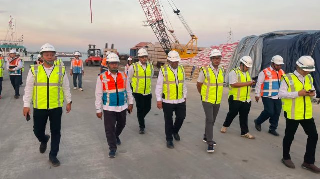 BP BUMN Tinjau Operasional Pelindo Gresik, Perkuat Layanan Logistik Nasional
