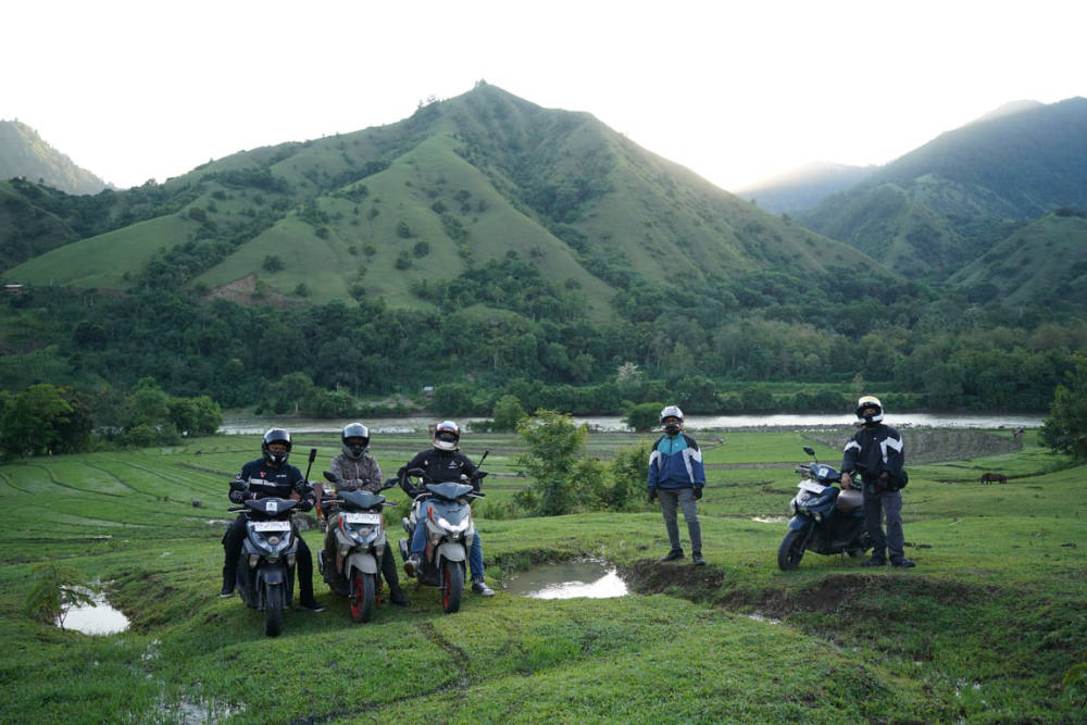 GEAR ULTIMA Yamaha Tuntaskan Ekspedisi 2.740 Km di Sulawesi GEAR ULTIMA Yamaha Tuntaskan Ekspedisi 2.740 Km di Sulawesi