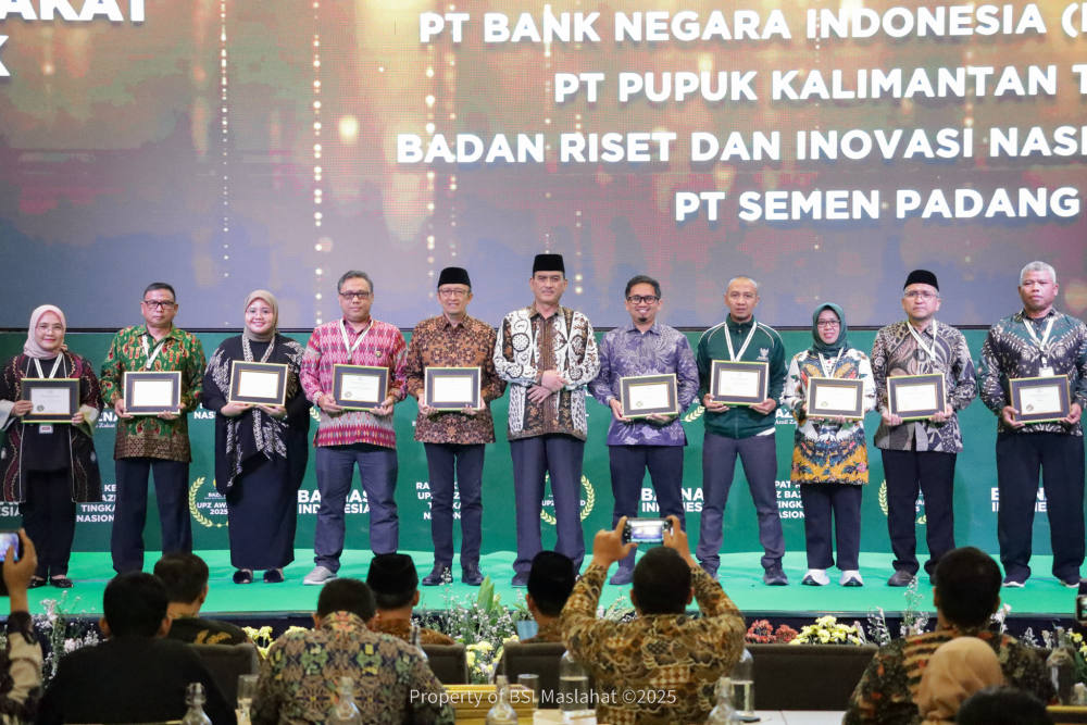 BSI Maslahat Dukung UPZ Bank Syariah Indonesia (UPZ BSI) Raih Empat Penghargaan di UPZ BAZNAS Award 2025 