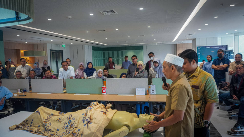 BSI Maslahat Gelar Pelatihan Pemulasaran Jenazah Untuk Karyawan BSI  Sebagai Bentuk Literasi Kajian di Bulan Ramadan