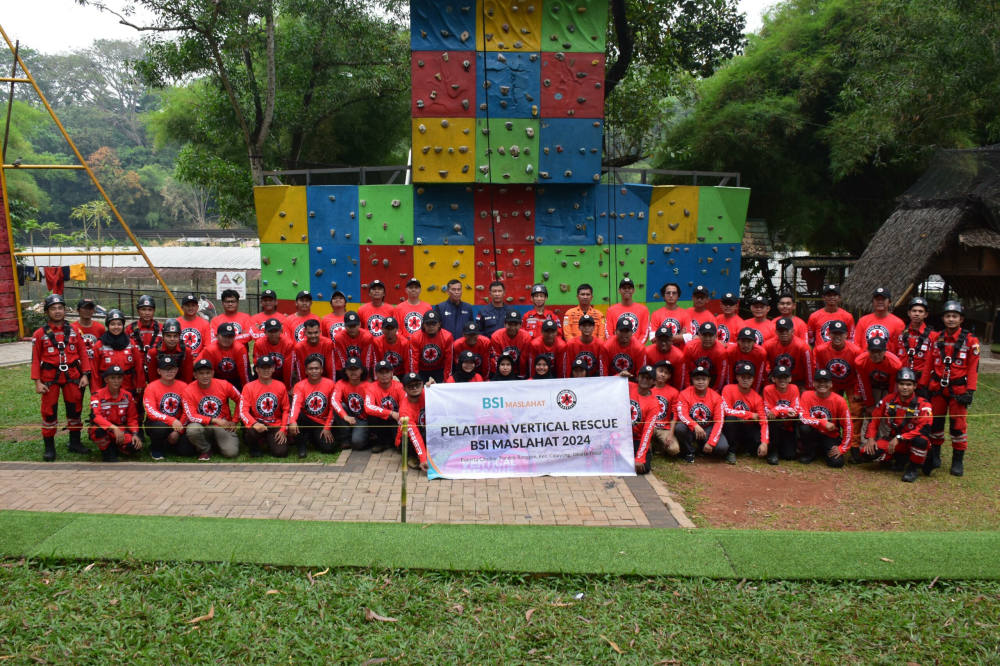 BSI Maslahat Gelar Pelatihan Vertical Rescue bersama Tim VRI di Buperta