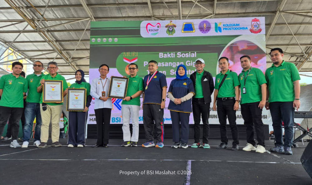 BSI Maslahat dan Pemkot Makassar Pecahkan Rekor MURI Lewat Aksi  Gigi Tiruan Gratis untuk 300 Dhuafa 