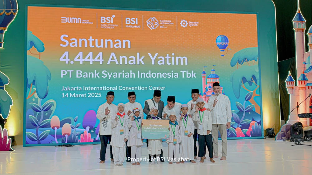 BSI dan BSI Maslahat Rayakan Ramadan dengan Berikan Santunan untuk 4.444 Anak Yatim Dhuafa