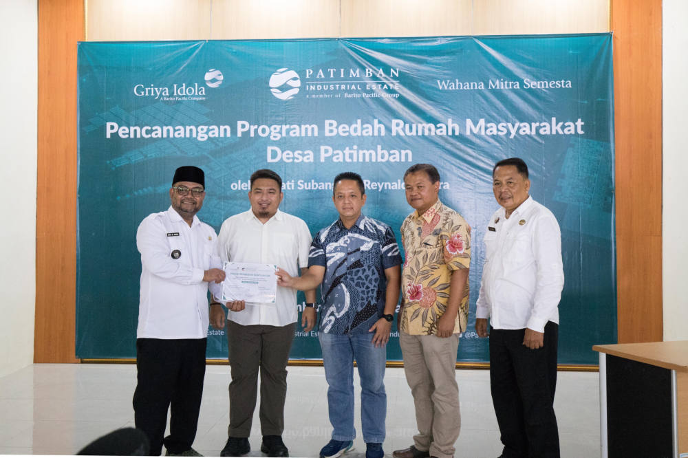 Patimban Industrial Estate Gelar Program CSR Bedah Rumah dan Perbaikan Jalan di Subang Jawa Barat 