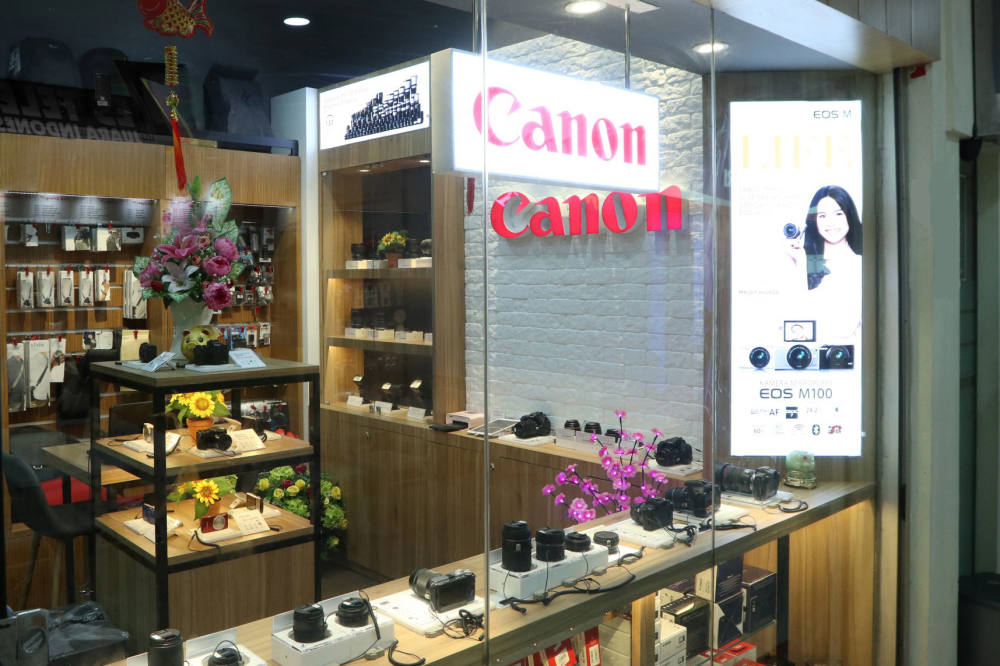 Gerai Canon Image Square ke-19  Hadir di Bursa Kamera Profesional Mal Ambassador