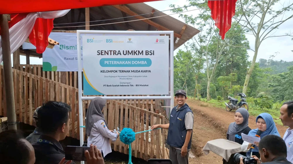 BSI Maslahat, Salam Setara & Kitabisa Jalankan Program Harvest Hub Dengan Meresmikan Sentra UMKM BSI Klaster Ternak di Lebak, Banten BSI Maslahat, Salam Setara & Kitabisa Jalankan Program Harvest Hub Dengan Meresmikan Sentra UMKM BSI Klaster Ternak di Lebak, Banten