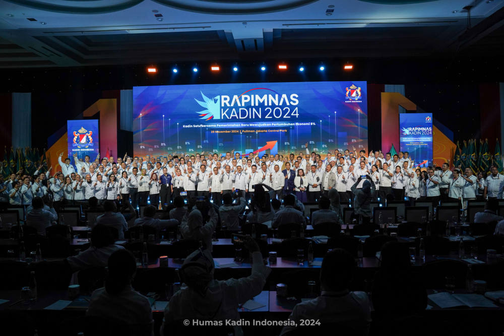 Sepanjang Tahun 2024 Kadin Indonesia sebagai Rumah Dunia Usaha Konsisten menjadi Mitra Strategis Pemerintah dalam Mendorong Pertumbuhan Ekonomi Nasional Sepanjang Tahun 2024 Kadin Indonesia sebagai Rumah Dunia Usaha Konsisten menjadi Mitra Strategis Pemerintah dalam Mendorong Pertumbuhan Ekonomi Nasional