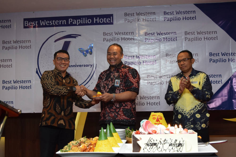 Berulang Tahun yang Keempat, Best Western Papilio Hotel Surabaya Banyak Beri Kejutan Bertema 4