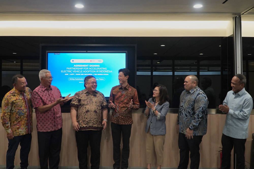 BANK DBS INDONESIA DAN ADB KERJA SAMA SEDIAKAN PEMBIAYAAN HIJAU SENILAI USD 15 JUTA UNTUK MEMPERCEPAT MOBILITAS LISTRIK DI INDONESIA