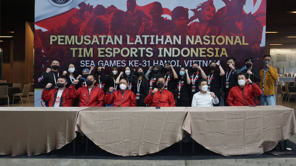 Menpora Kunjungi Pelatnas Esport Sea Games 2021, Semangati Dan Tantang Atlet Kibarkan Merah Putih