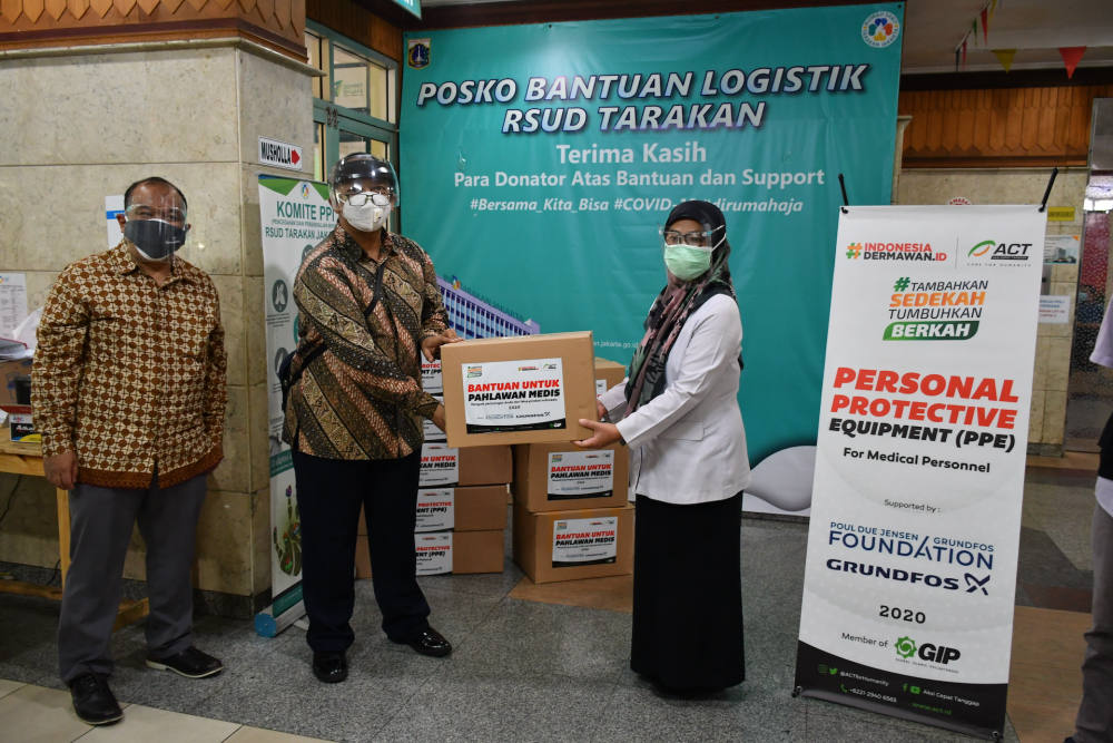 Grundfos Foundation berikan donasi kepada Aksi Cepat Tanggap untuk bantu tenaga kesehatan Indonesia agar tetap aman