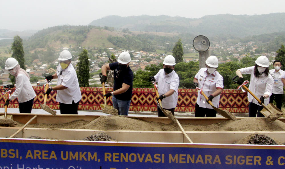 BSI Salurkan Pembiayaan Sindikasi pada Proyek KPBU Preservasi Jalintim Riau Guna Bantu Pembangunan Infrastruktur Daerah BSI Salurkan Pembiayaan Sindikasi pada Proyek KPBU Preservasi Jalintim Riau Guna Bantu Pembangunan Infrastruktur Daerah