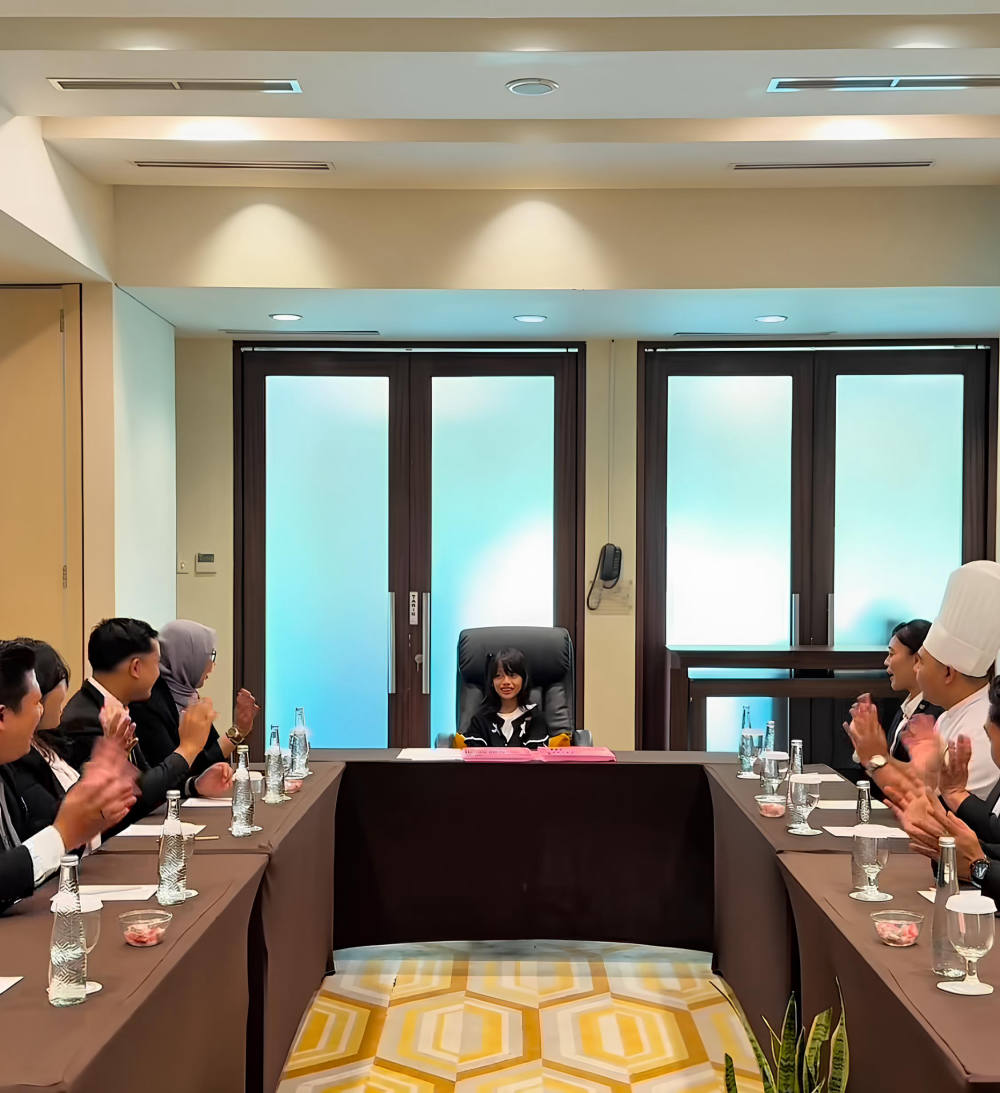 Santika Indonesia Hotels & Resorts Hadirkan “GM FOR A DAY”, Program Edukatif Kenalkan Dunia Perhotelan Untuk Si Kecil!