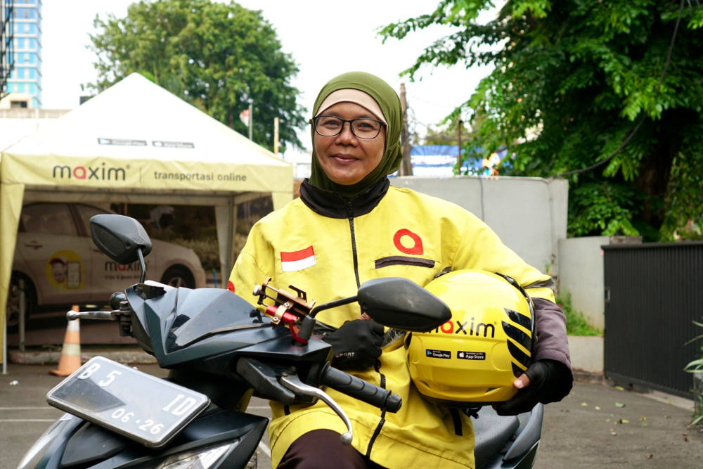 Hari Perempuan Internasional 2025: Sosok Driver Maxim Perempuan, Sang Pahlawan Ekonomi Keluarga
