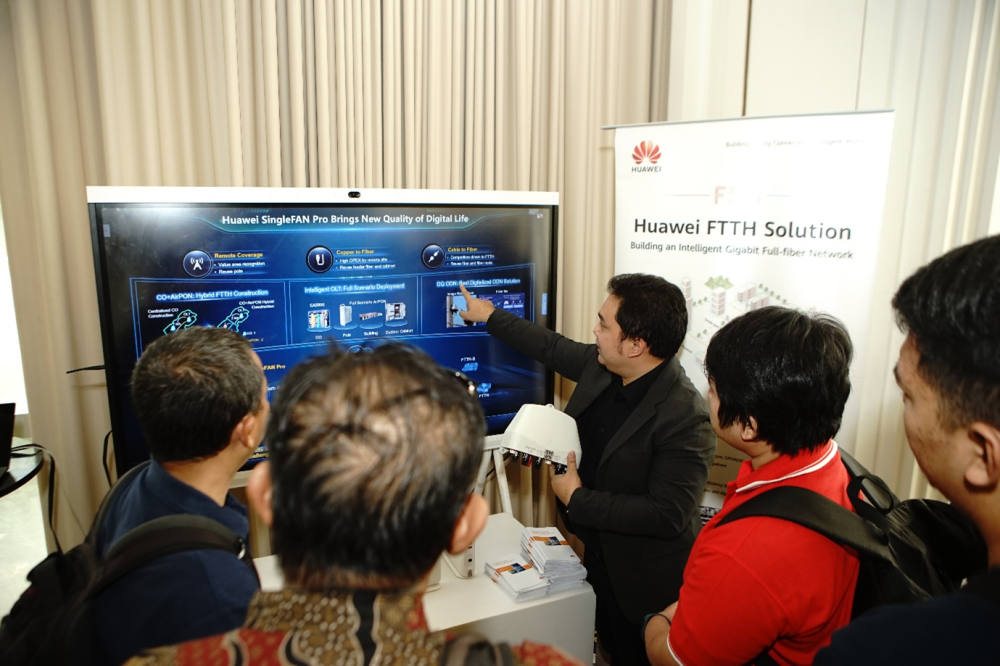 Huawei OptiX Club 2024: Membangun Fondasi Kecerdasan Industri dengan Teknologi Canggih F5.5G