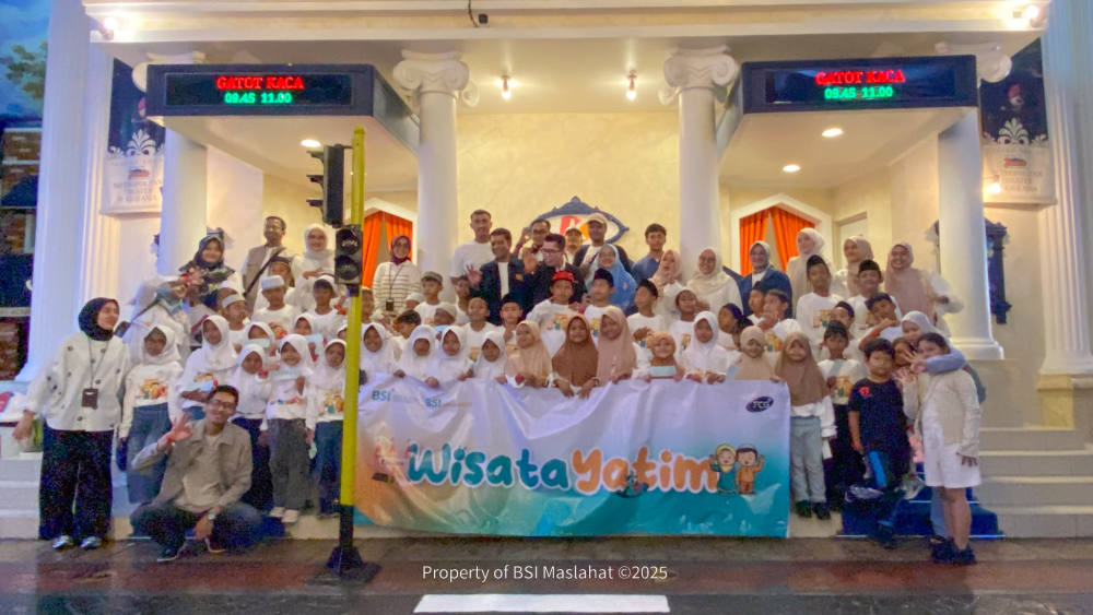 BSI Maslahat Ajak Anak Yatim Berwisata Edukatif ke Kidzania 