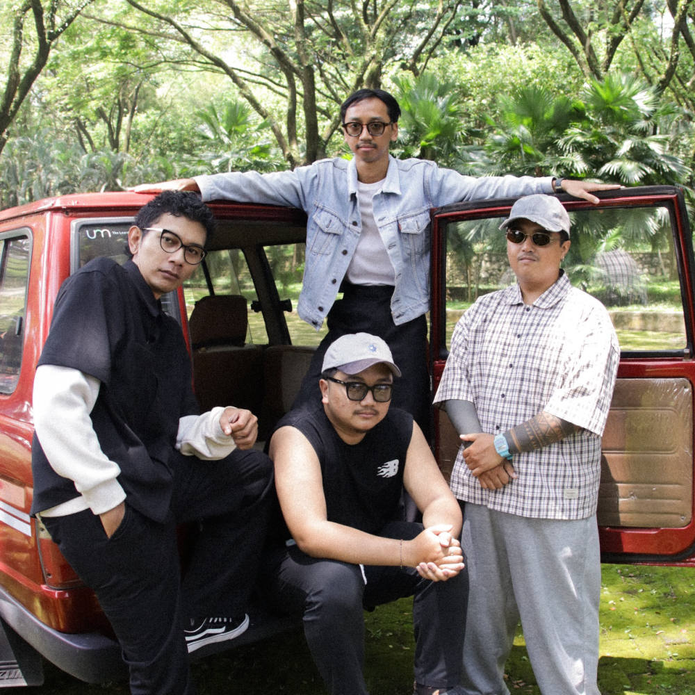 Unit Power Pop Peni Rilis Album 30, Rangkum Tahun-Tahun Pertama dalam Cerita Personal Urban dan Refleksi Generasi