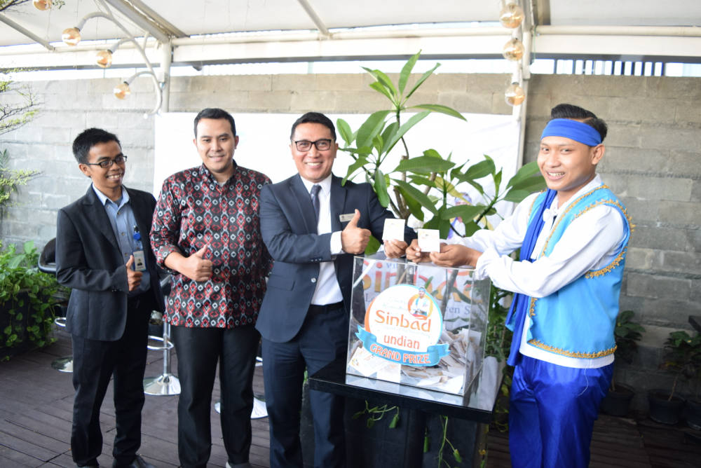 Pengundian Grand Prize 2 Paket Umroh & Penyerahan Donasi di Best Western Papilio Hotel