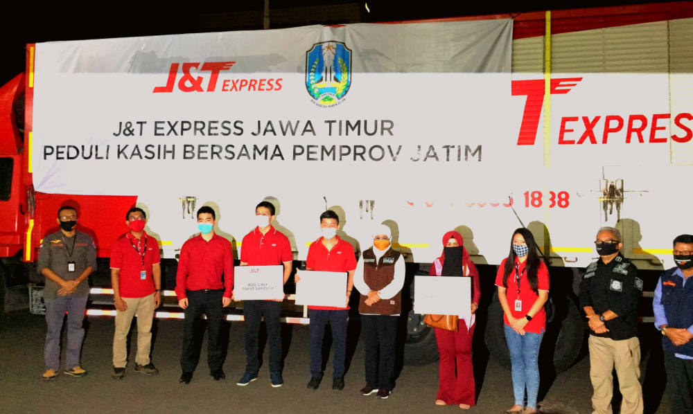 J&T Express Berikan Bantuan Paket Beras dan Perlengkapan Pencegahan Covid-19  Kepada Pemprov Jawa Timur