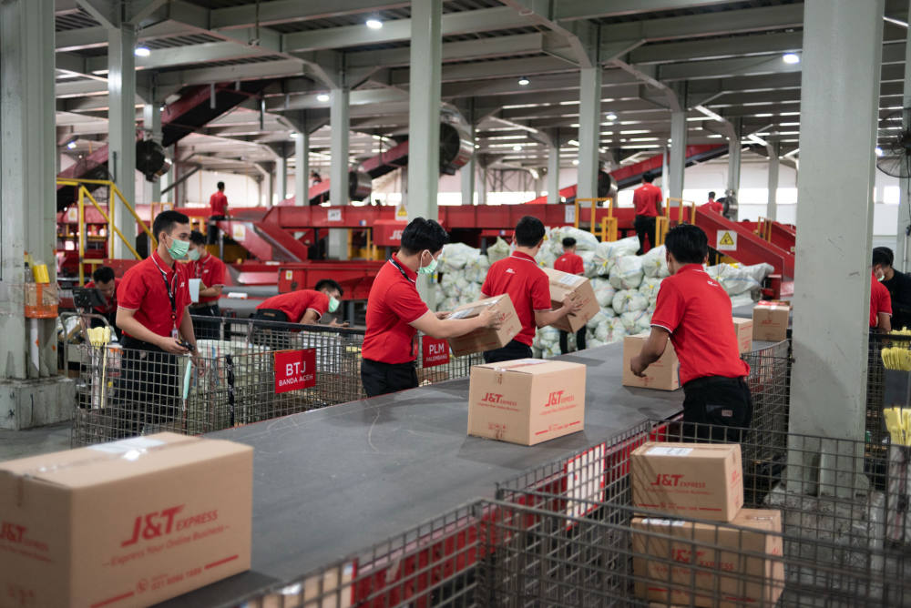 J&T Express Catat Pengiriman Tertingginya Pada Harbolnas 12.12 Sampai 25 Juta Paket