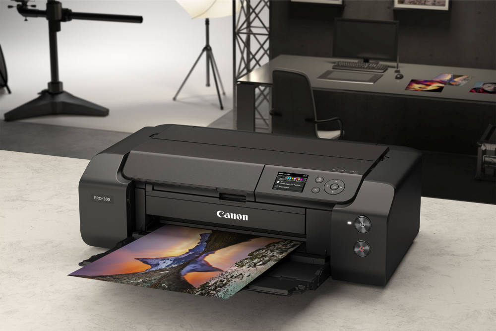 Canon ImagePROGRAF PRO-300, Printer Foto Profesional dengan Sistem Tinta 10 Warna Canon ImagePROGRAF PRO-300, Printer Foto Profesional dengan Sistem Tinta 10 Warna