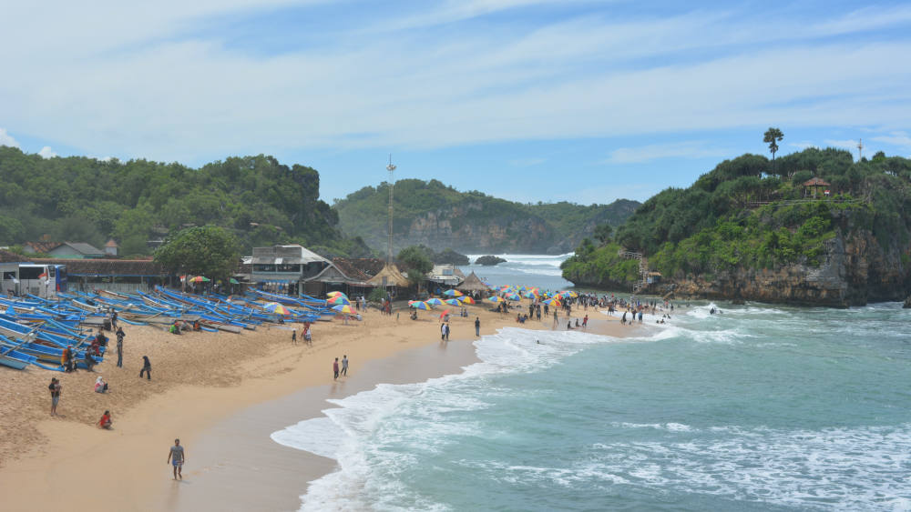 Pantai Drini - Wikipedia bahasa Indonesia, ensiklopedia bebas Pantai Drini - Wikipedia bahasa Indonesia, ensiklopedia bebas