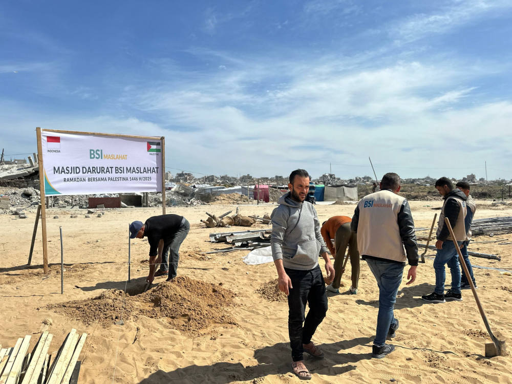 Pembangunan Masjid Darurat di Gaza Palestina Oleh BSI Maslahat