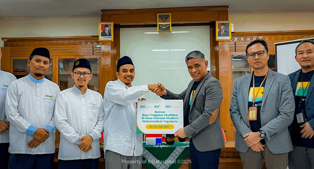 BSI Maslahat Bantu Biaya Tunggakan Pendidikan 20 Siswa Madrasah  Tidak Mampu di Yogyakarta 