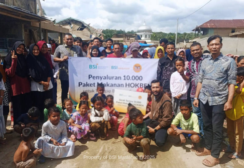 Antarkan Kehangatan Pasca Bencana: BSI, BSI Maslahat & HokBen Tembus Medan  Sulit Salurkan 10.000 Paket Makanan di Sumatra 