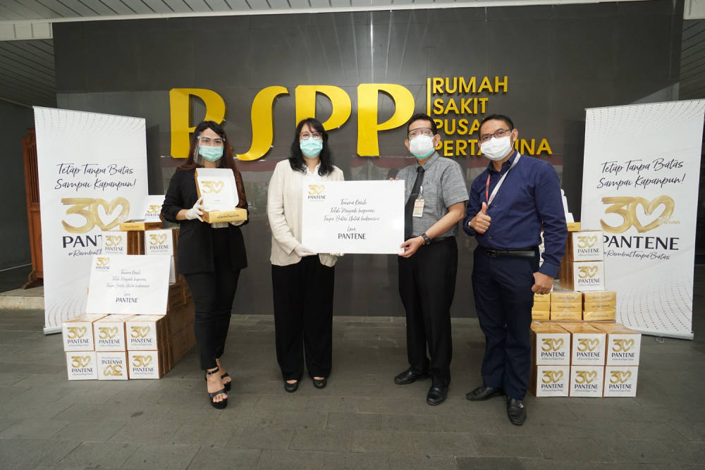 Rayakan 30thn, Pantene Apresiasi Para Tenaga Medis dengan Berbagi Paket Perawatan #RambutTanpaBatas