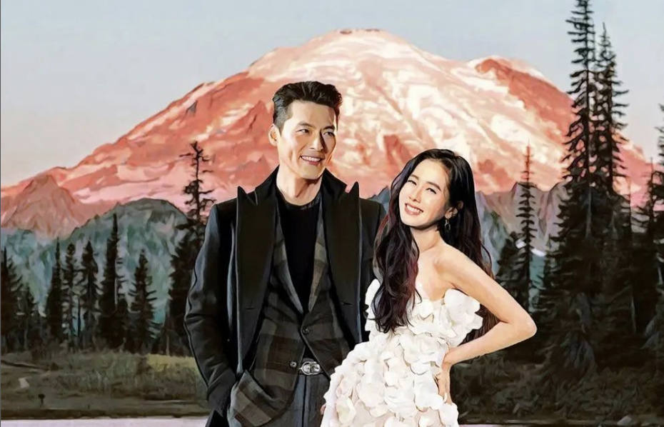 Hyun Bin Pertama Kalinya Muncul Di Depan Umum Sejak Berita Kehamilan Son Ye Jin