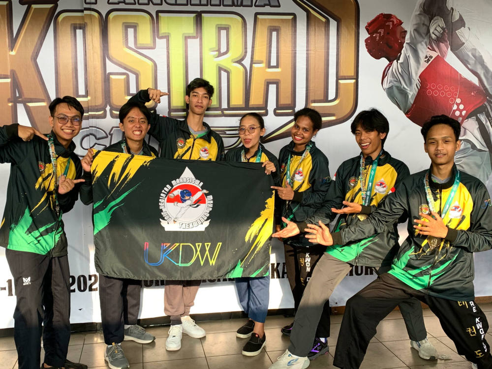 Tim Taekwondo UKDW Raih 6 Medali di Kejuaraan Nasional Pangkostrad Cup 2024 Tim Taekwondo UKDW Raih 6 Medali di Kejuaraan Nasional Pangkostrad Cup 2024